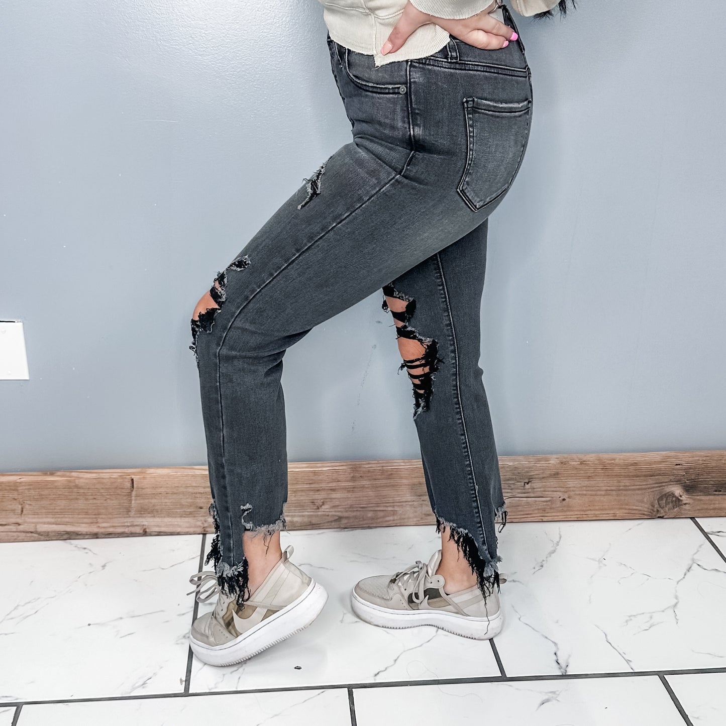 Charlie Distressed Jeans