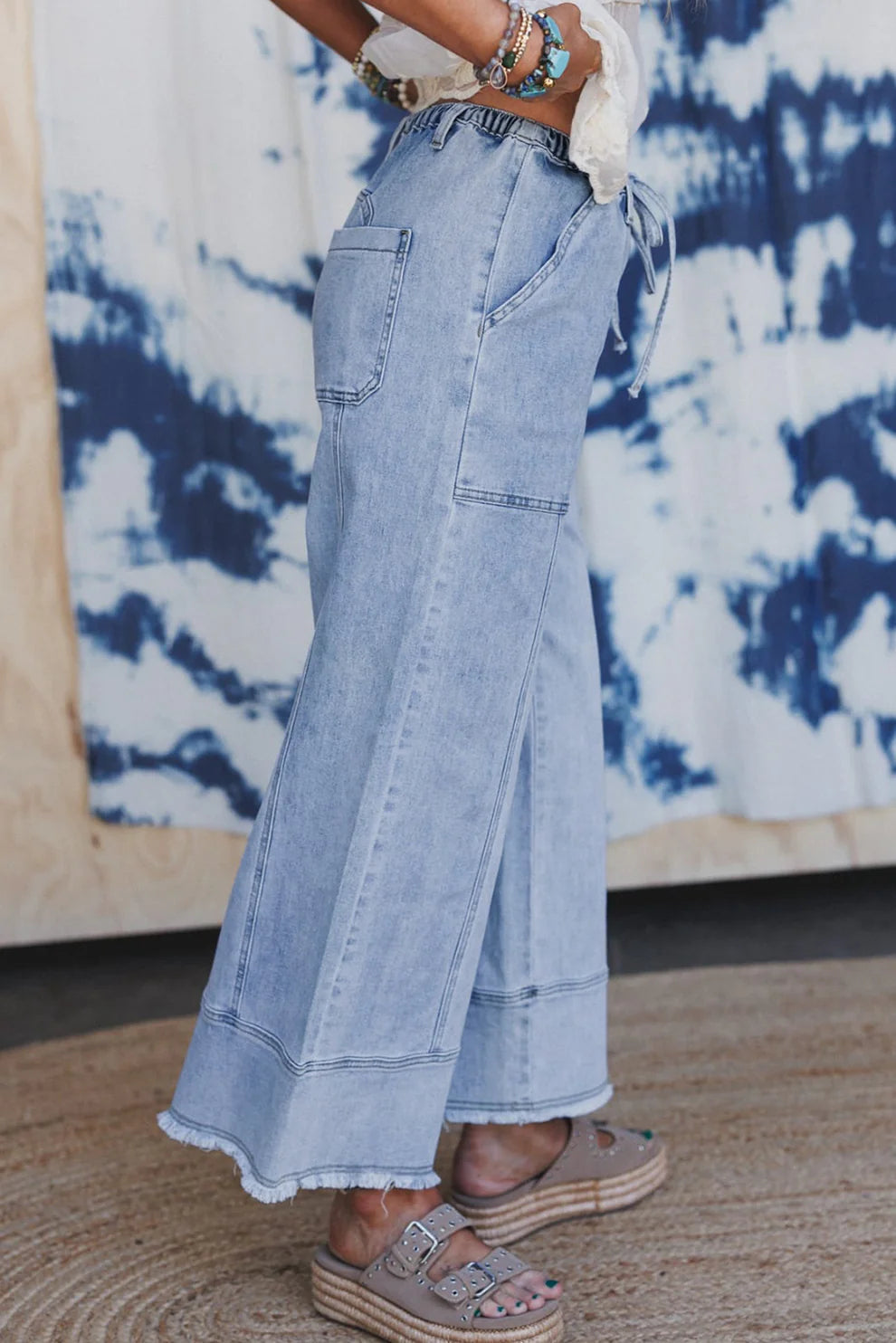 *Trendy Wide Leg Denim Pants*