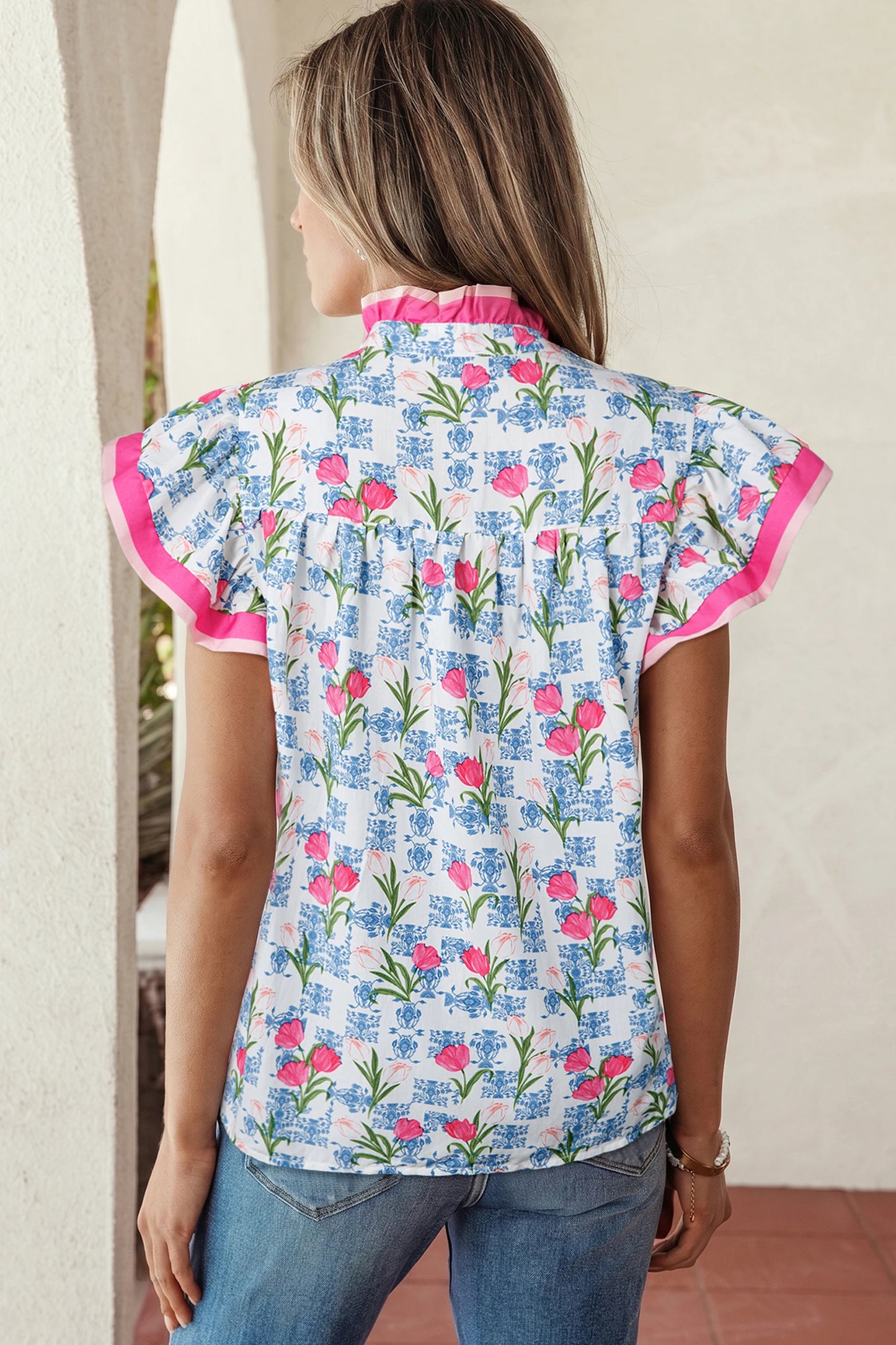 *Rose Floral Contrast Trim Top*