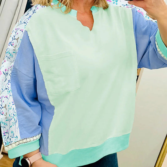 *Green Floral Notched Plus Size Pullover*