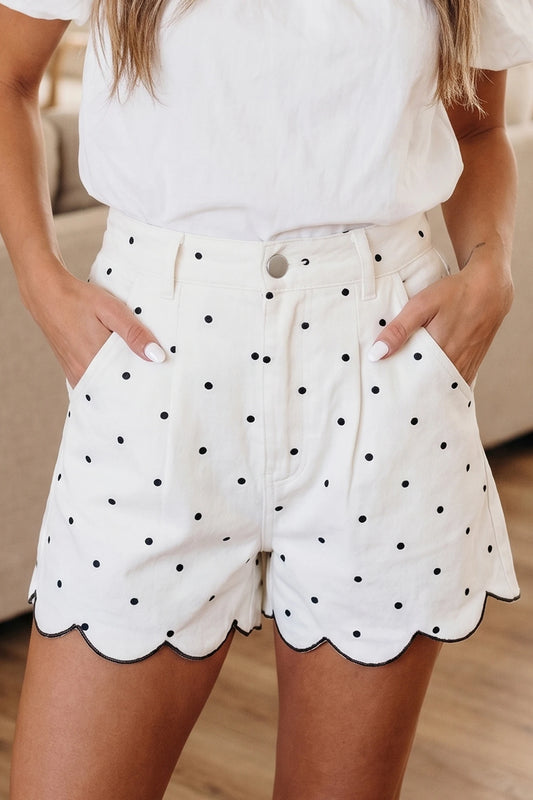 *Scalloped Edge Polka Dot Shorts*