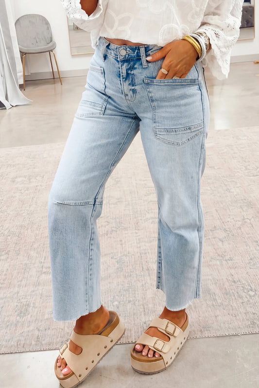 *Frayed Cropped Jeans*